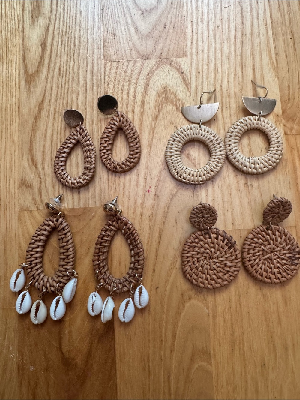 Set of 4 Woven Rattan Earrings in Natural and Tan